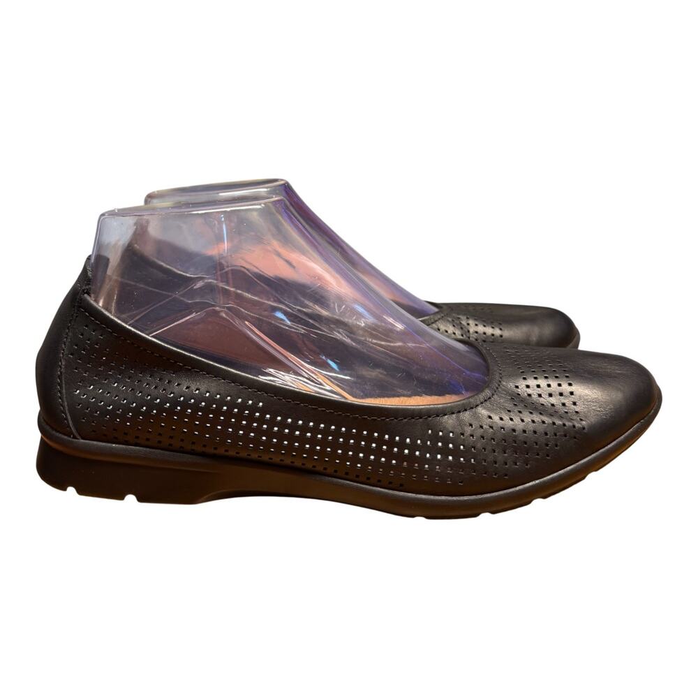 CLARKS Jenette Ease Perforated Women's 7.5 Black Leather Super Flex Ballet Flats - Picture 6 of 12